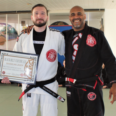 Maximilian Jäger ist erster Top Brother Deutschland Black Belt